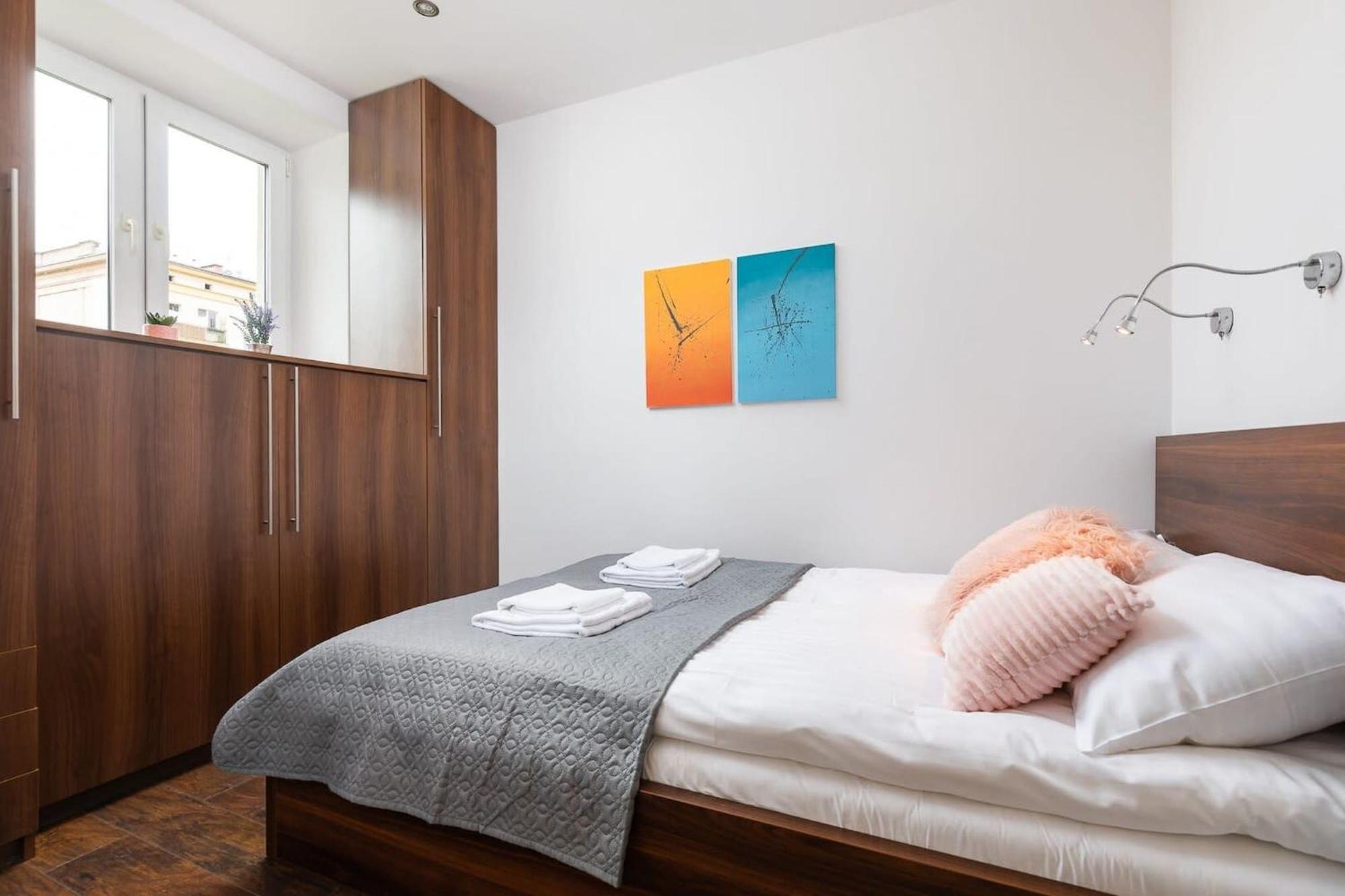 Rent Like Home - Aleja Solidarnosci 105/111A Warsaw Exterior photo